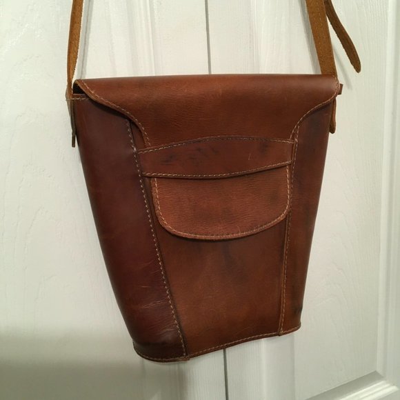 Eddie Bauer Vintage Leather Unisex Crossbody Bucket Bag - Picture 9 of 10